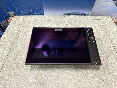 Simrad NSS12 EVO3 12'' MFD Touchscreen Display Chartplotter P#000-13235-001