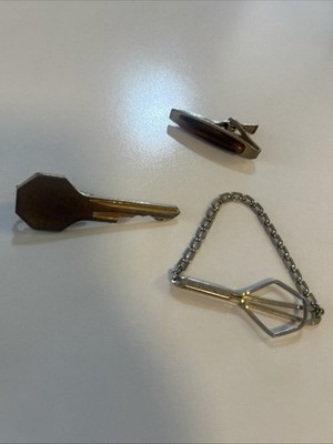 Vintage Swank Tie Clip Silver Tone Bar Dangle Chain Simple Dapper 2  & Two Other