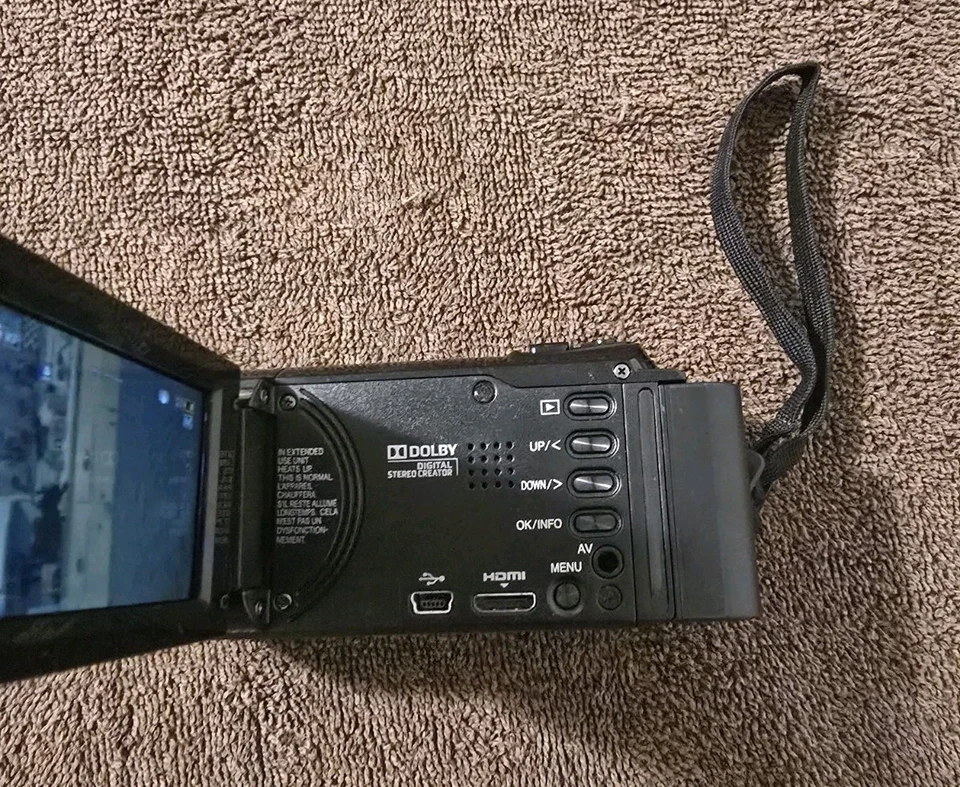 Nice Clean Working JVC Everio HD Camcorder GZ-HM40BU 40x Optical Zoom - Image 4 of 4