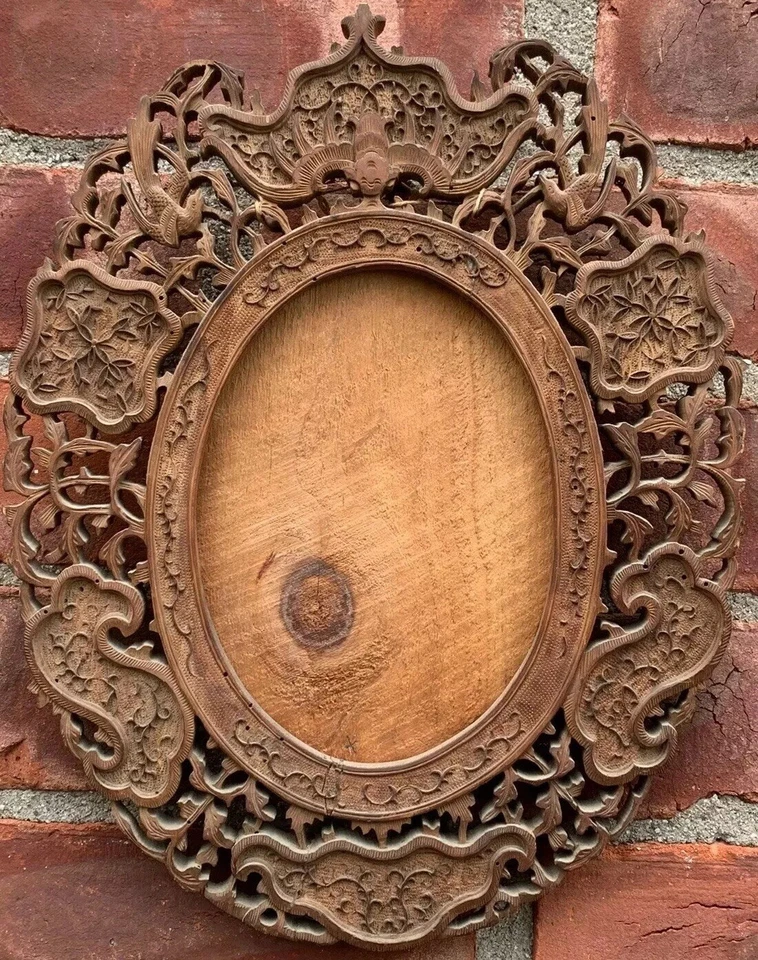 Marco de fotos comercial de China de la década de 1860 con talla de murciélago de Golden State Clipper Ship Foto 2 de 4