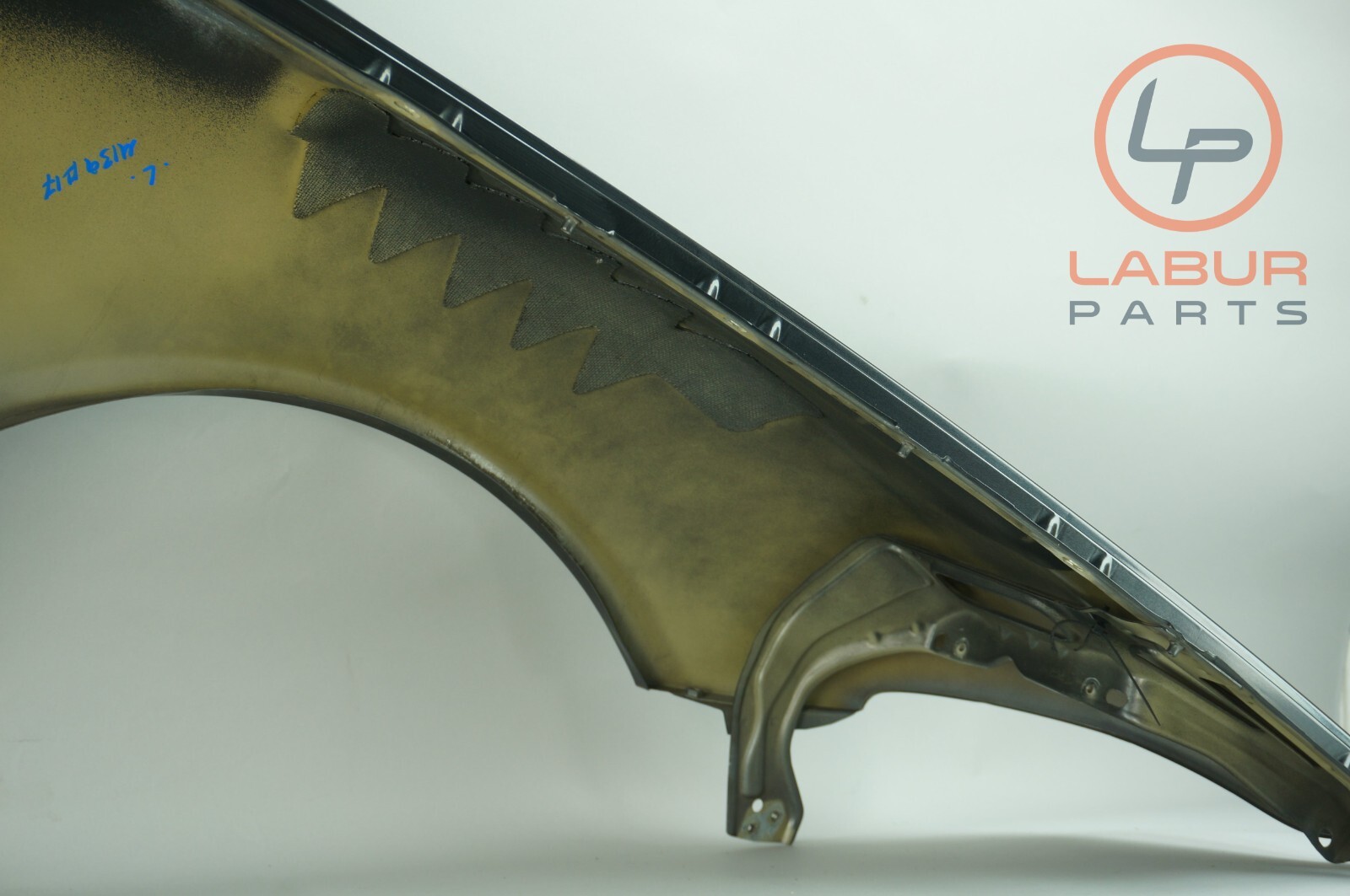 M139 03-13 Maserati Quattroporte Front Left Side Fender Panel Cover Gray FR451