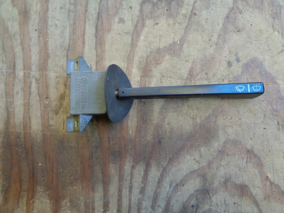 75 93 Volvo 240 242 244 245 Windshield Wiper Washer Stalk Switch