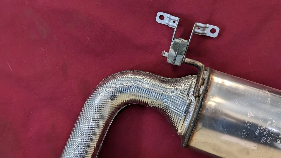 2011-2014 Porsche Cayenne OEM RH Exhaust 00004330291 Audi Q7 VW Touareg 3.0 - Image 3 of 4