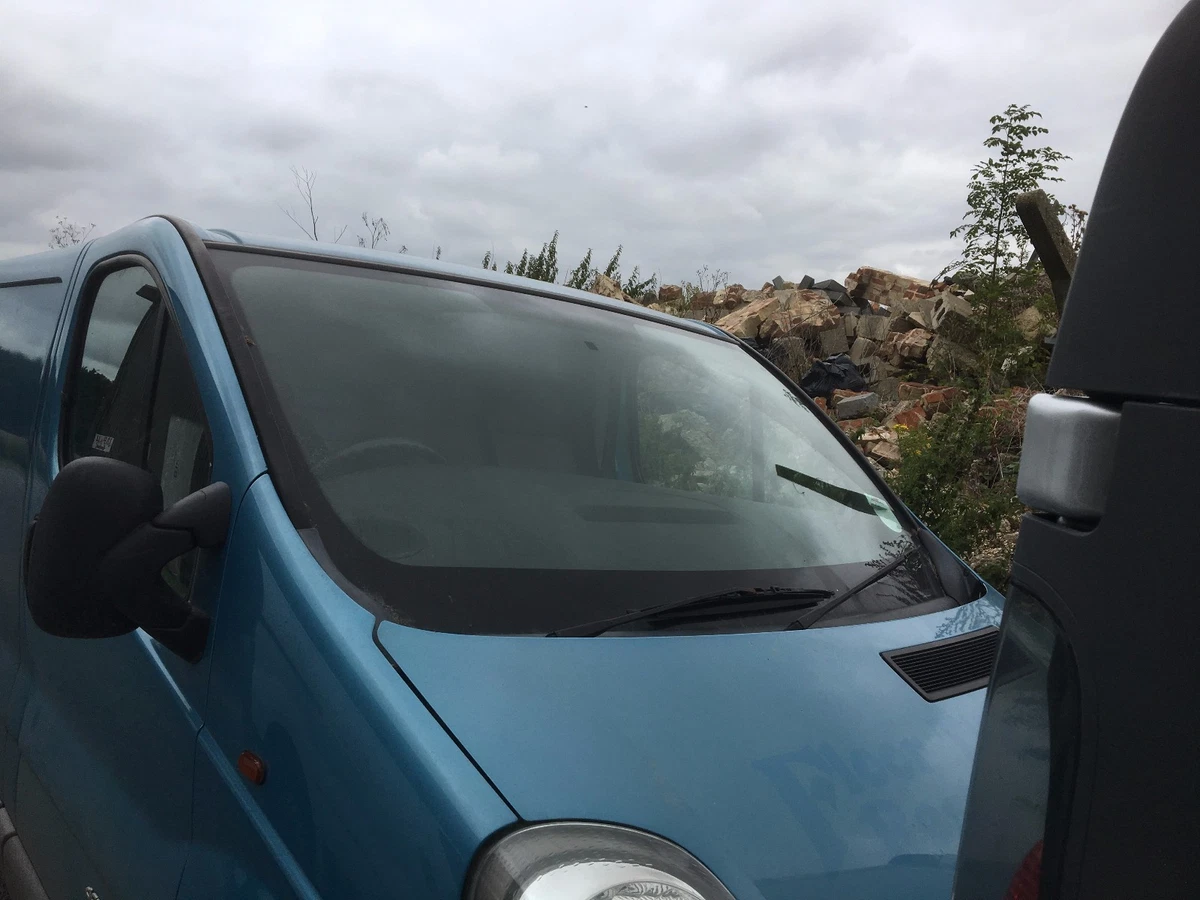 Vauxhall vivaro minibus ebay 2025