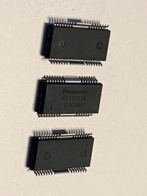 12) Panasonic PAN1761 Series Bluetooth / 802.15.1 Modules (strip