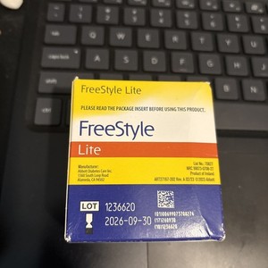 Freestyle Lite Glucose Test Strips 100ct, Exp 9/26, Sealed, Good Condition
