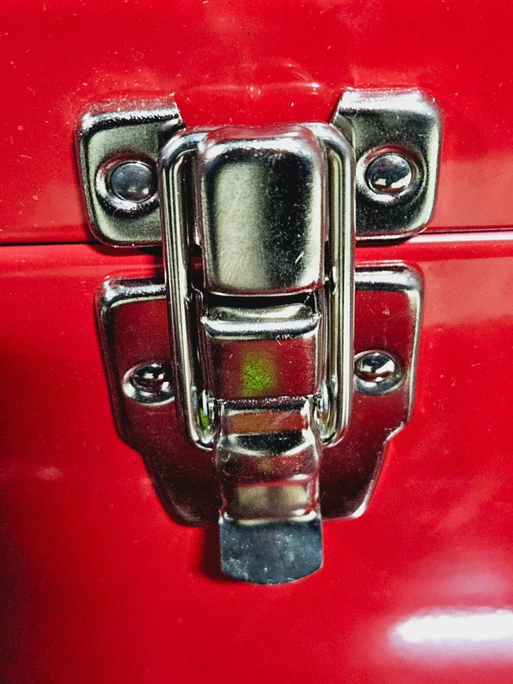 22'' red metal tool box with tray - Image 4 of 4