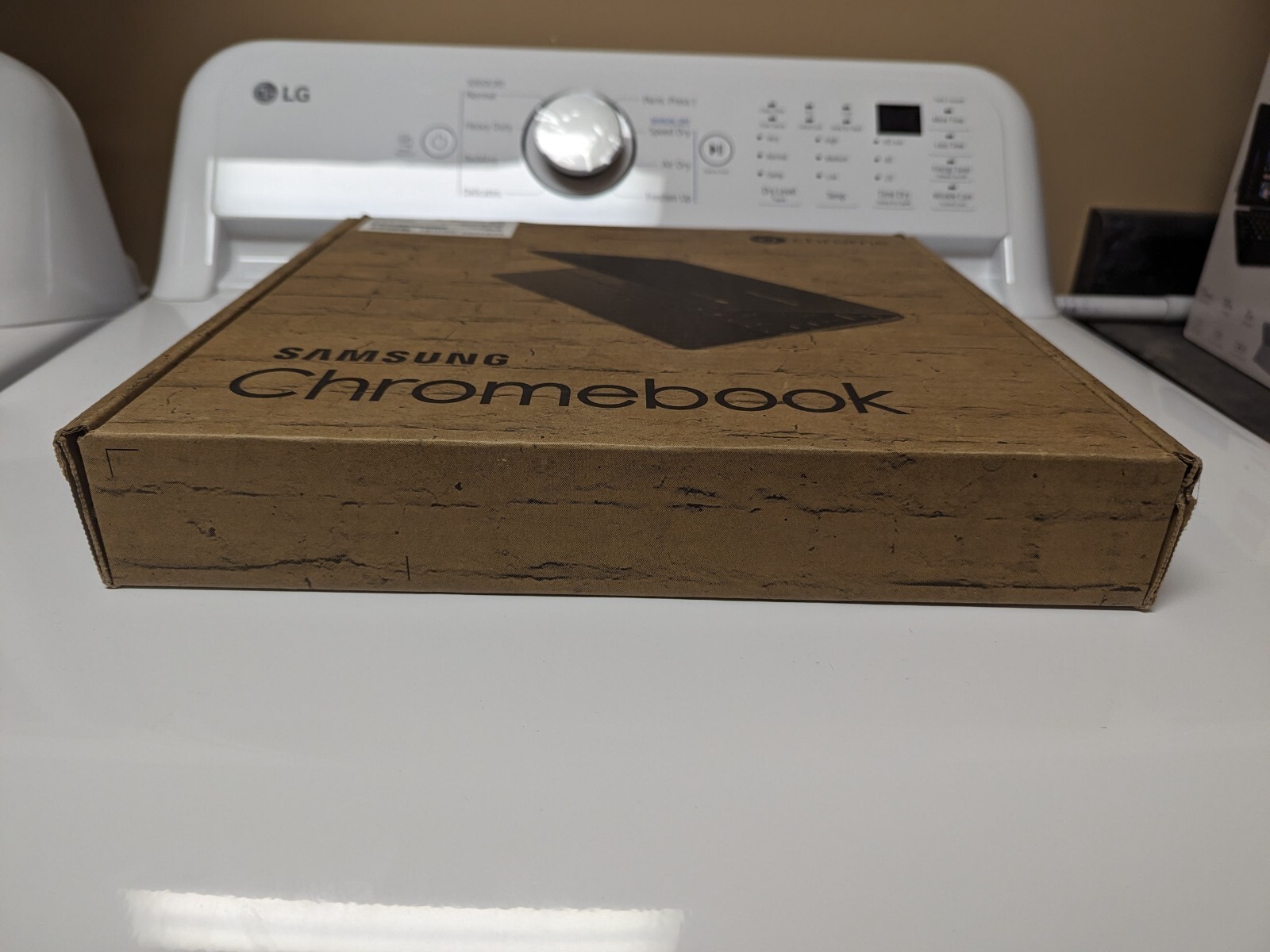 Samsung Chromebook 3 500C13-S01 11.6'' 16GB SSD Intel Celeron N3050 *New In Box - Picture 2 of 8