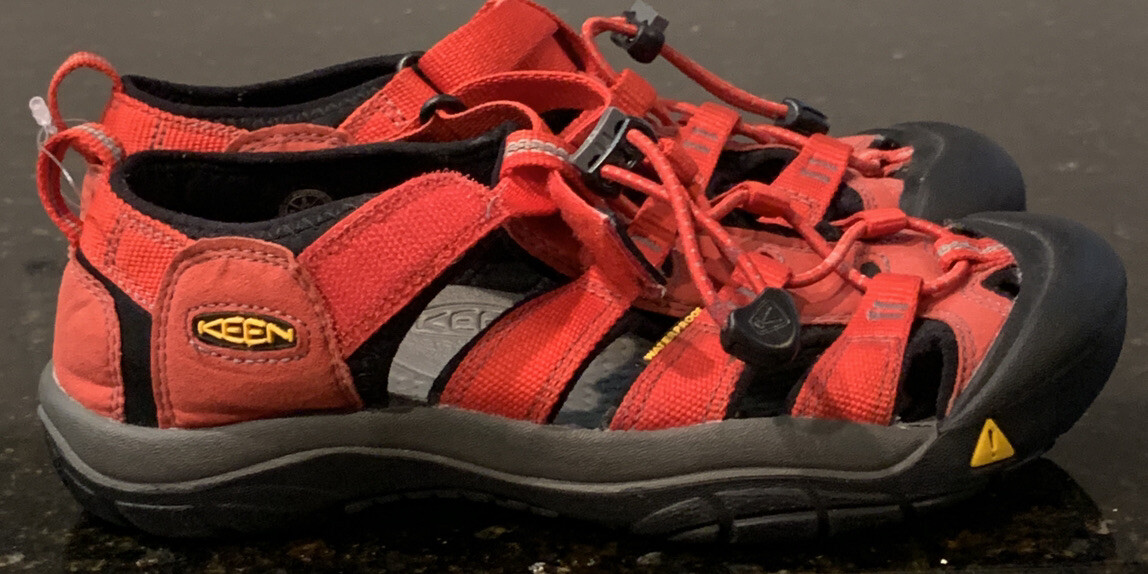 Keen Newport H2 sandals in a burgundy or red colorway Keen Newport H2 Maroon Red Waterproof Hiking Shoes Outdoor  main image 4