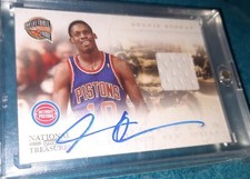 2010-11 National Treasures HOF Signature Materials /5 Dennis Rodman auto jersey