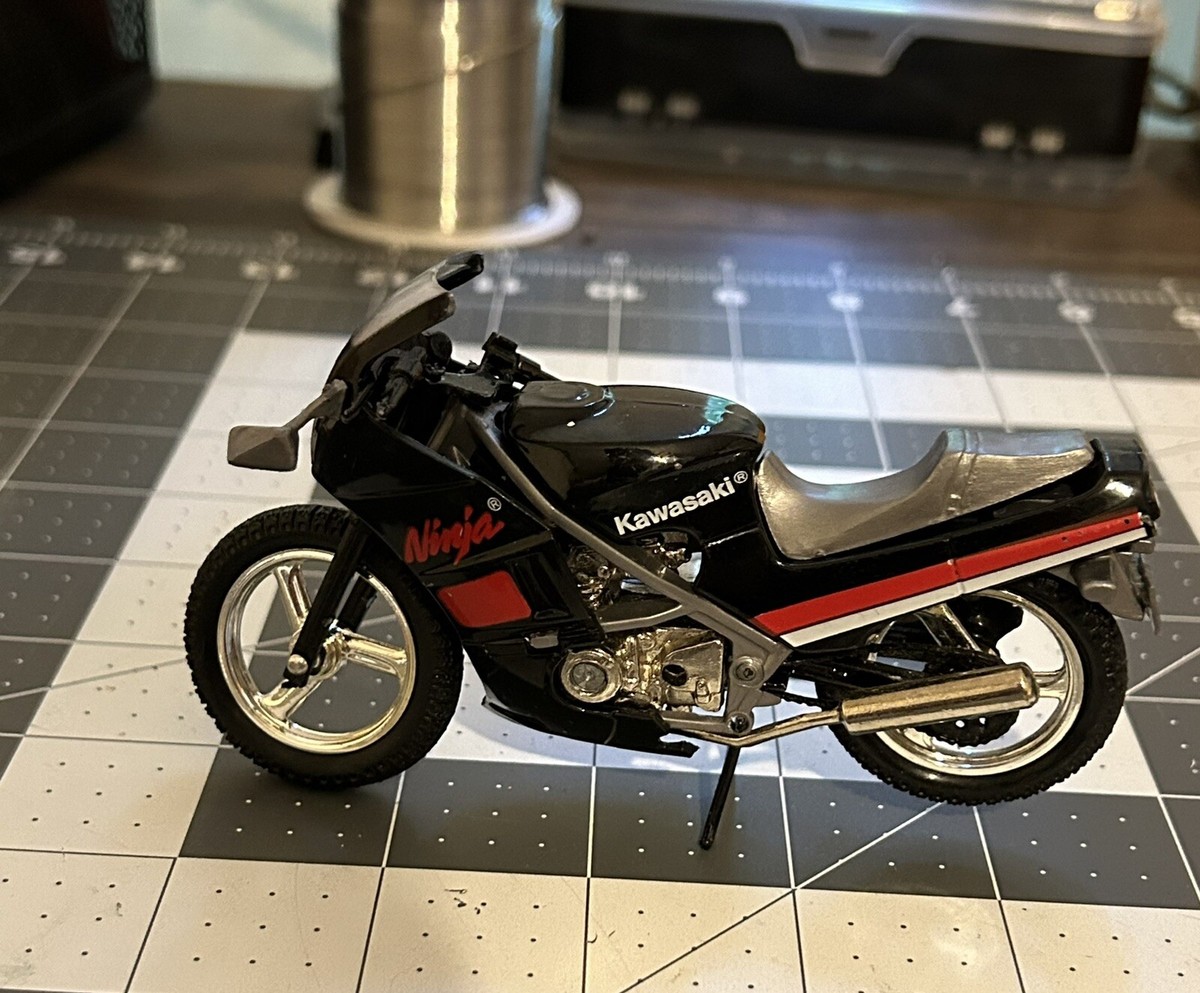 Fast Lane 1991 Kawasaki Ninja Motorcycle | eBay