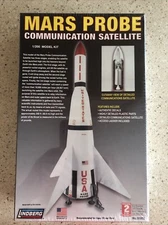 Lindberg Mars Space Probe Communication Satellite Model kit #91003  NEW & SEALED
