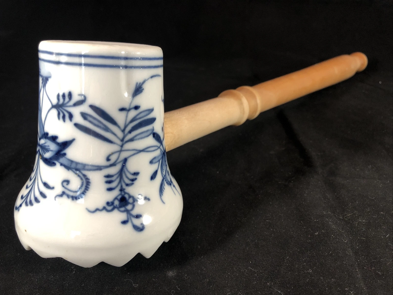 Vintage 15.5” Antique White Porcelain Blue Onion Meat Hammer Tenderizer Pounder