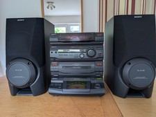 Sony LBT-XB6 Hi-Fi System -CD Player, FM Tuner Sony SS-XB6AV SAW Speakers