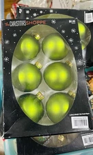 New In Box The Christmas Shoppe Handcrafted  Green Glass Christmas Balls (6)