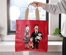 Borsa a tracolla Dolce & Gabbana in pelle rossa #DGFamily Patch shopping tote bag prezzo consigliato $4800