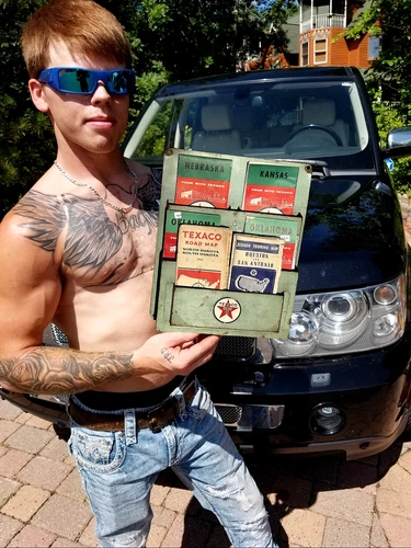 Vintage Old Texaco Gasoline Map Holder metal Display Sign with Maps Gas Oil