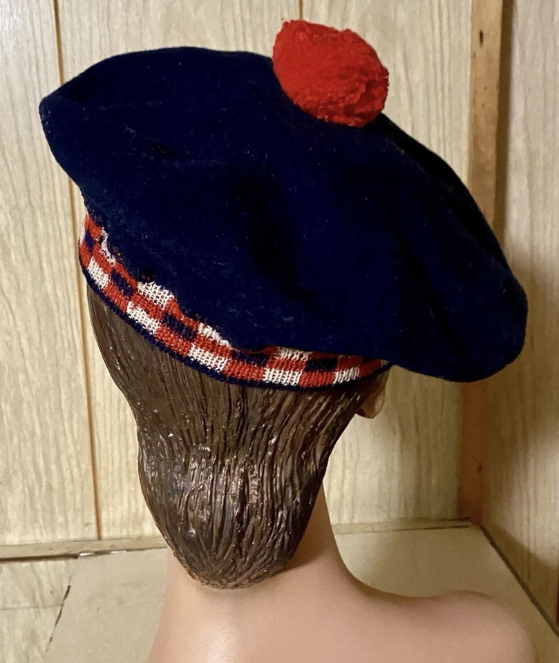 Boina de Lana Vintage Vasca De Luxe Tam Boina Hecha en Francia Roja, Blanca y Azul Foto 2 de 4