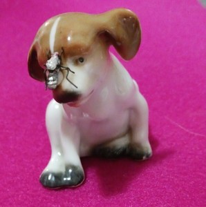 Vintage Porcelain Terrier Dog Puppy Figurine-Fly On Its Nose-Goebel/Sitendorf ?