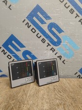 (LOT OF 2) MULTISPAN AMP 19-B1-00 VOLTAGE METER