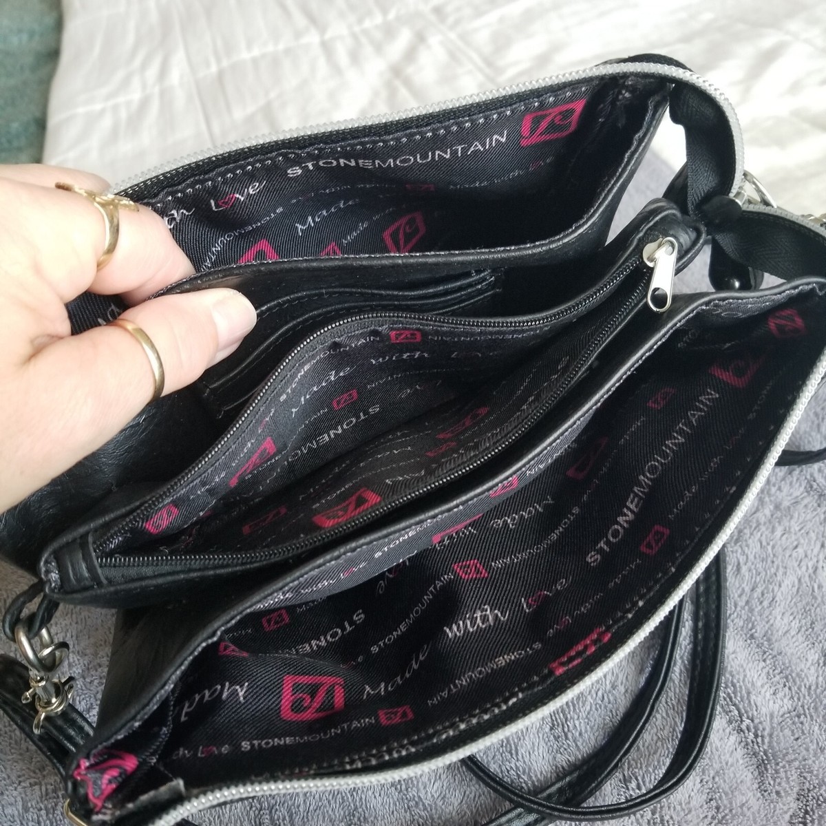 Stone Mountain USA BLACK Leather Crossbody Hand Bag (9x6x2) Made w