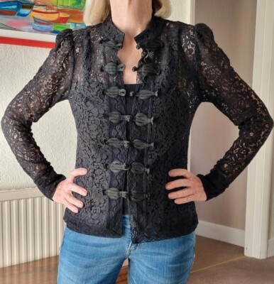 Mint Velvet high neck black lace blouse, perfect condition Size S