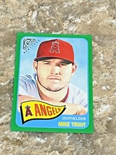 2019 Topps Heritage Green Border Mike Trout #HT-1 Los Angeles Angels 105/250