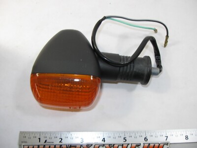 SUZUKI 04 - 09 GS500F NOS OEM RIGHT FRONT TURN SIGNAL 35601-01D30 