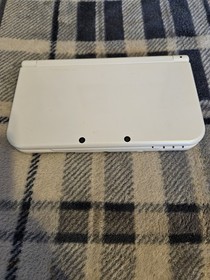 Nintendo 3DS LL White Japanese DEAD PIXELS 