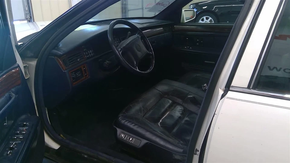 Used Automatic Transmission Assembly fits: 1995 Cadillac Deville AT FWD 4T60E 4. - Image 2 of 4