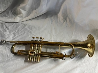 King 600 Trumpet USA Vintage Brass Horn Student Model Needs Repair Parts ELM28
