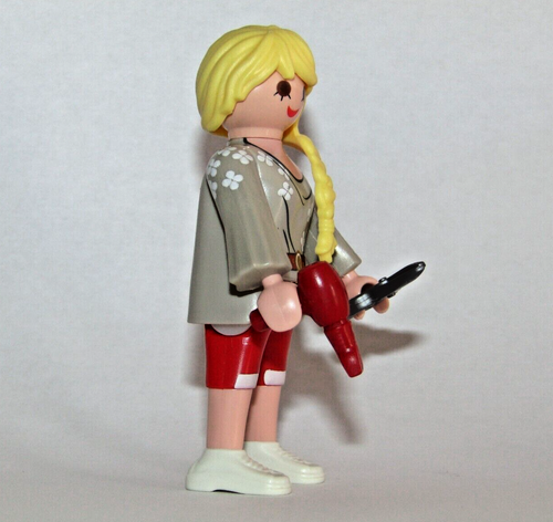 Playmobil Modern Hairdresser w/ red dryer & scissors - C5 - Picture 3 of 4