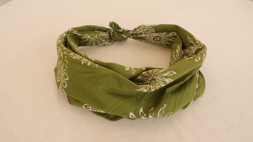 Bandana stampa blocco a mano bandana verde muschio modello georgette 21"x21" sciarpa grande - Foto 13 di 16