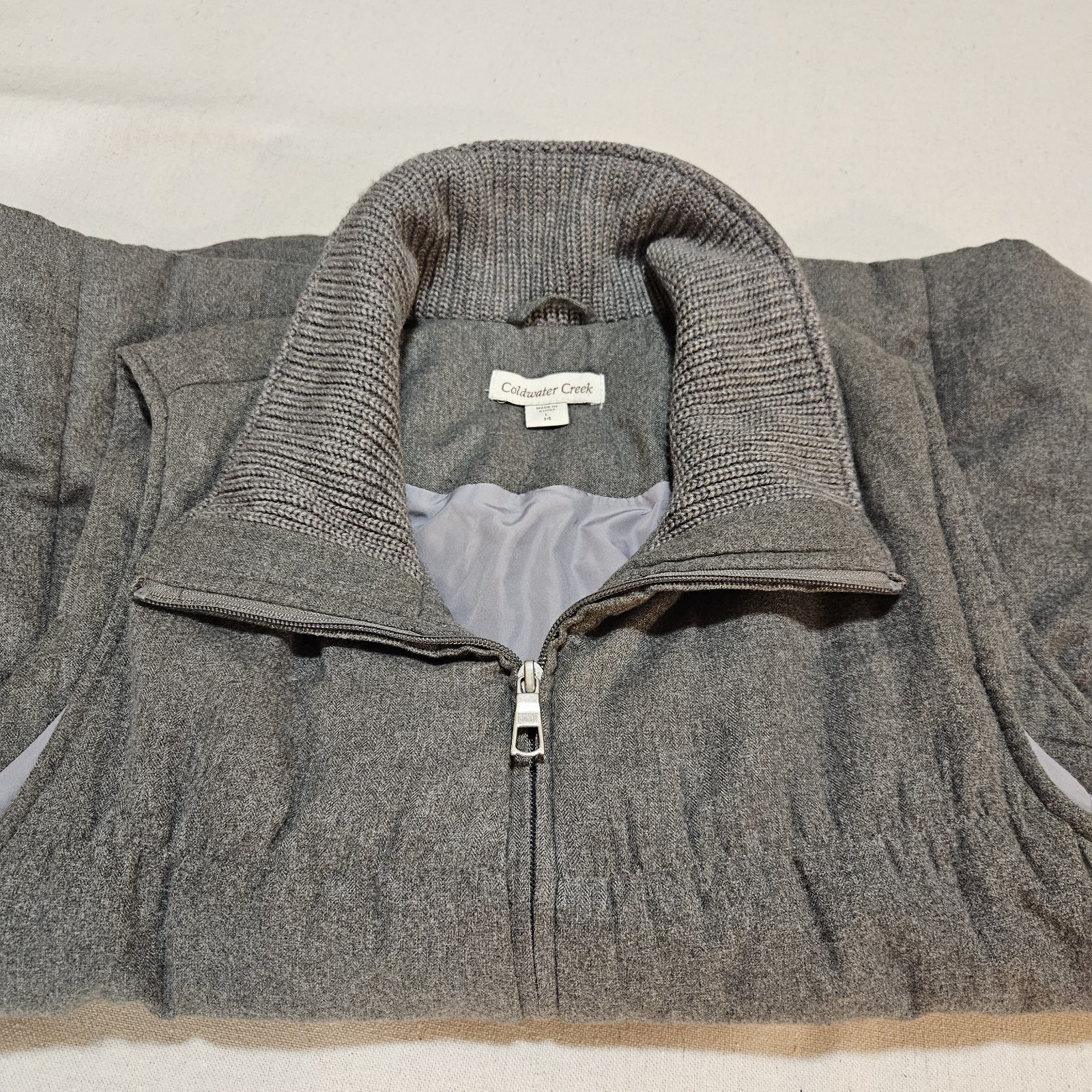 Coldwater Creek Women's Large Grey Full Zip Quiltef Vest
