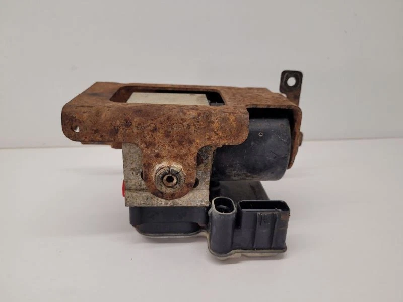 CHEVROLET TRAILBLAZER 2004-2005 Anti-Lock Brake Part Assembly 4.2L 15125070 Foto 2 de 4