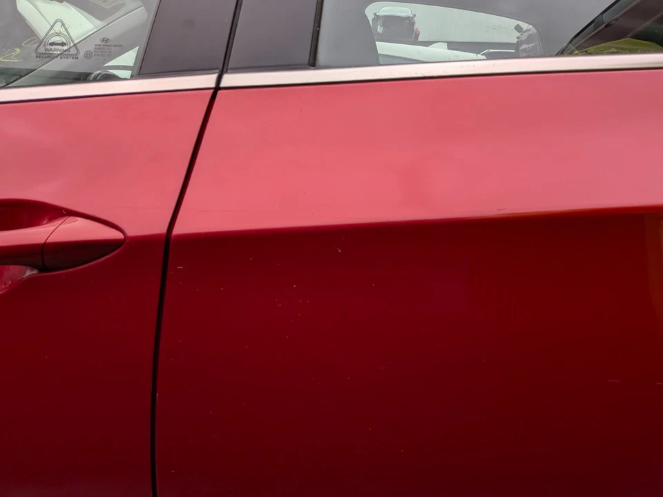 HYUNDAI I30 2ND FACELIFT 5DR HATCH 2016 N/S PASSENGER SIDE REAR DOOR IN RED WR3 - Image 2 of 4