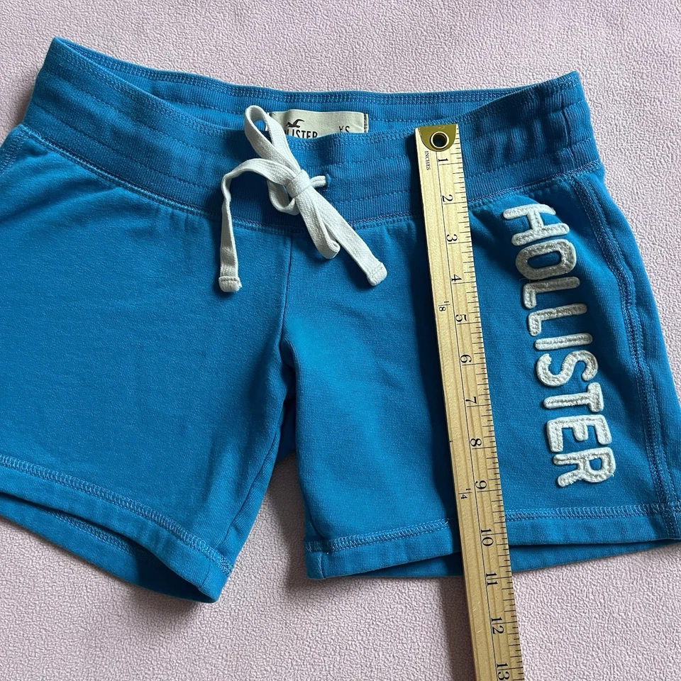Pantalones cortos para mujer Y2K de colección Hollister verde azulado talla XS tiro bajo Foto 4 de 4