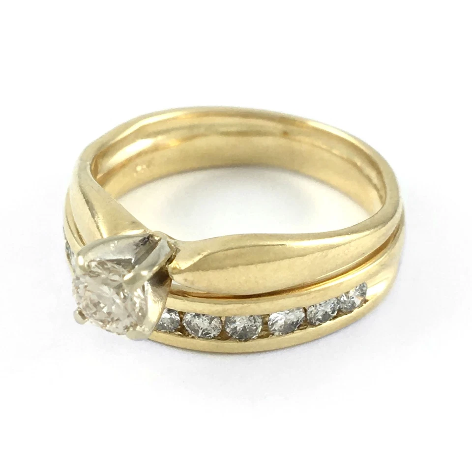14K Yellow Gold & Diamond Wedding Ring 5.4 Grams - Image 3 of 4