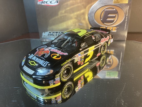Terry Labonte #5 Kellogg's The Incredibles 2004 Chevrolet Monte Carlo Elite 408 - Picture 10 of 12