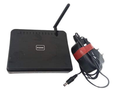 D-Link DIR-300 Wireless WLAN Router mit Netzteil schwarz Internet Heimnetzwerk