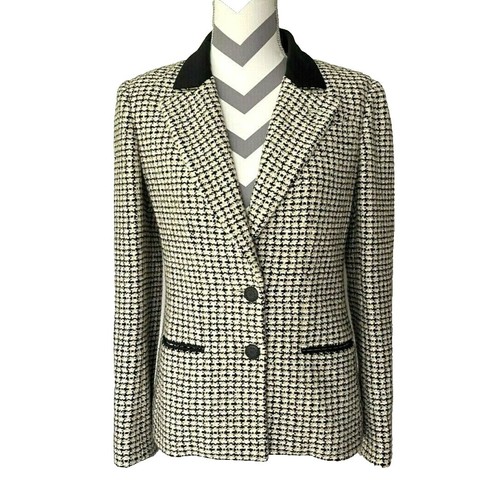 Chanel Fall 2010 Runway Trek Pack 3-in-1 Tweed Backpack  display picture 2