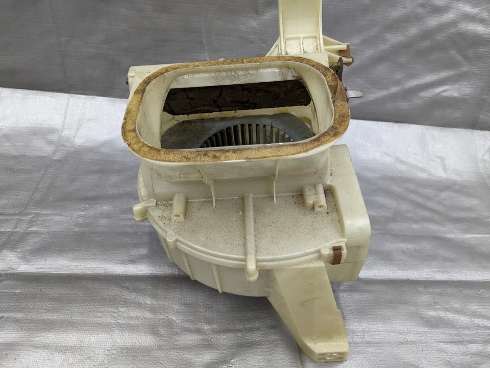 99-05 Mazda Miata NB Calentador Soplador Motor Caja Conjunto 1999-2005 Foto 2 de 4