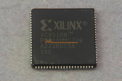 Circuit Intégré Z84C9012VSC00TR – Boîtier PLCC-84 – 1 Pièce Neuve – Origine Chine – Sans Marque