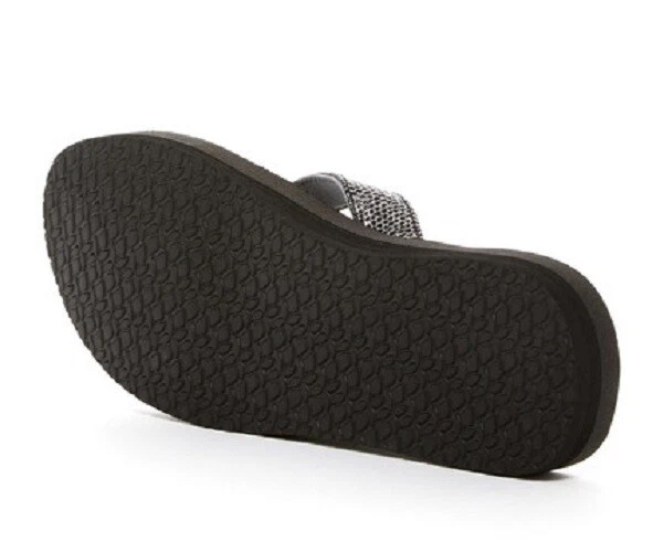 Reef STAR SASSY Black Silver Glitter Arch Support Women's Sandals Flip Flops   - Image 3 of 4