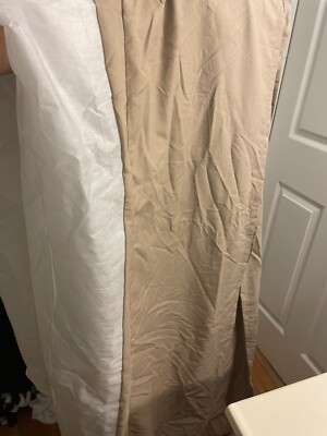 target tan brown queen bedskirt guc Pics Small Imperfections Barely Noticeable