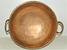 ANCIEN GROS CUIVRE CUL DE POULE BASSINE A CONFITURE CUIVRE & POIGNEES FER Forgé