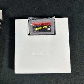 Donkey Kong Classic NES Series (Nintendo Game Boy Advance, 2004 W/Box And Manual