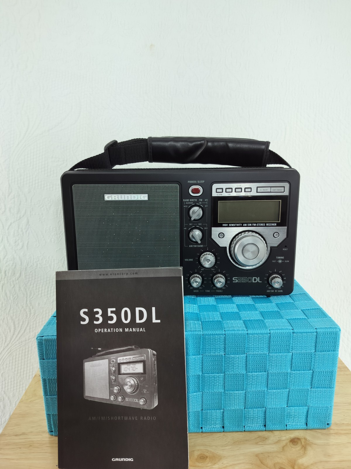 Grundig S350DL AM/FM/Shortwave Radio Tested  With Batteries  Item #2587