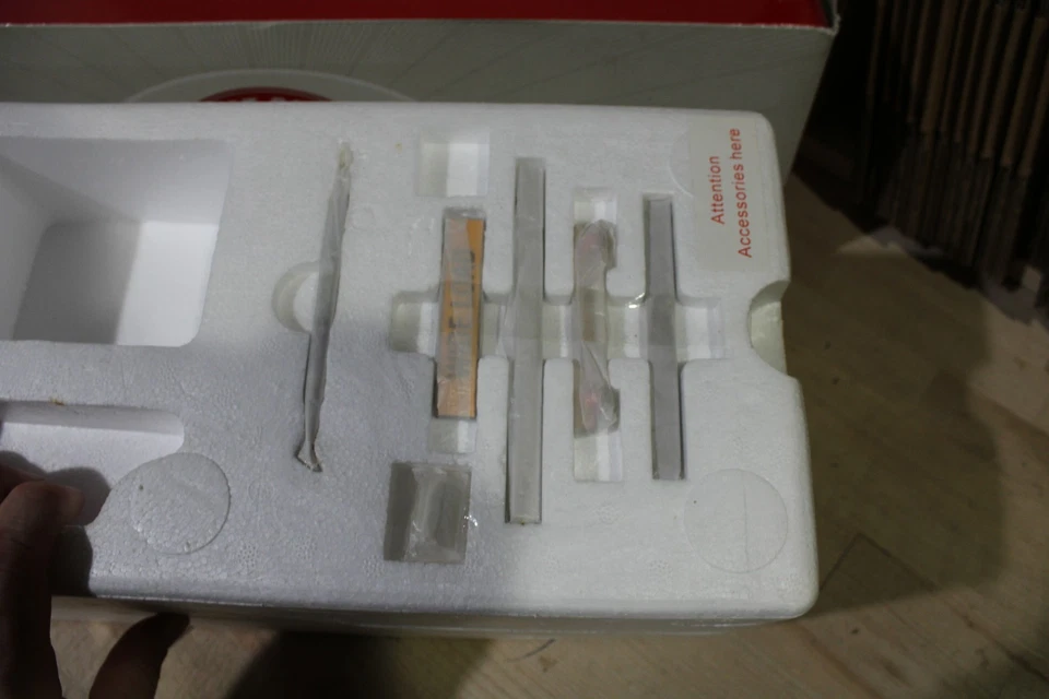 1:34 FIRST GEAR Case IH Ag International Paystar w/ Tri-Axle Lowboy 10-3731 NIB - Image 4 of 4