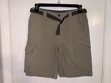 Columbia Men's Size 32 Beige Tan Omni-Shade Sun Protection Shorts Belted EUC